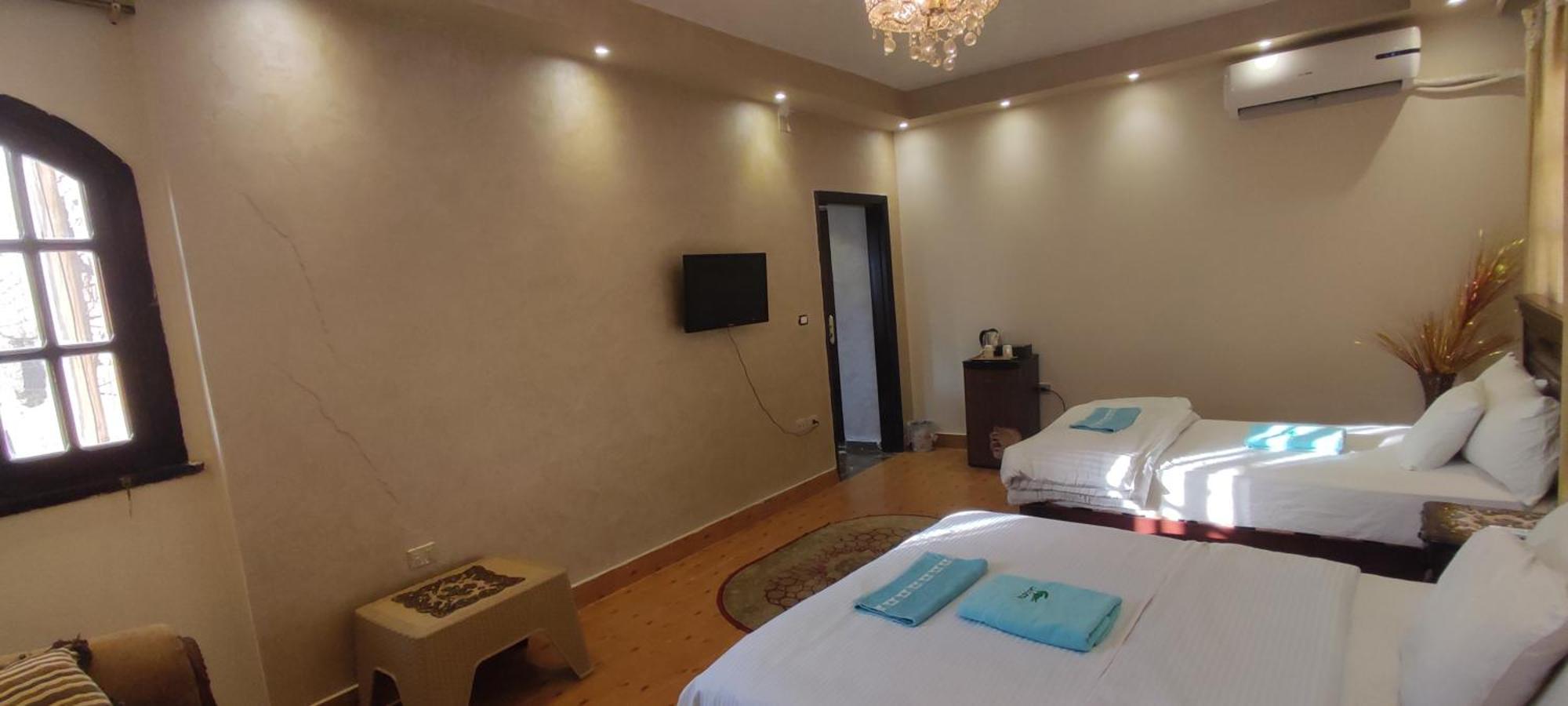 Kafret el-Gabal Eye Of Ra - Guest House المظهر الخارجي الصورة